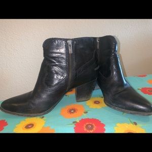 Black Frye western booties with heel.